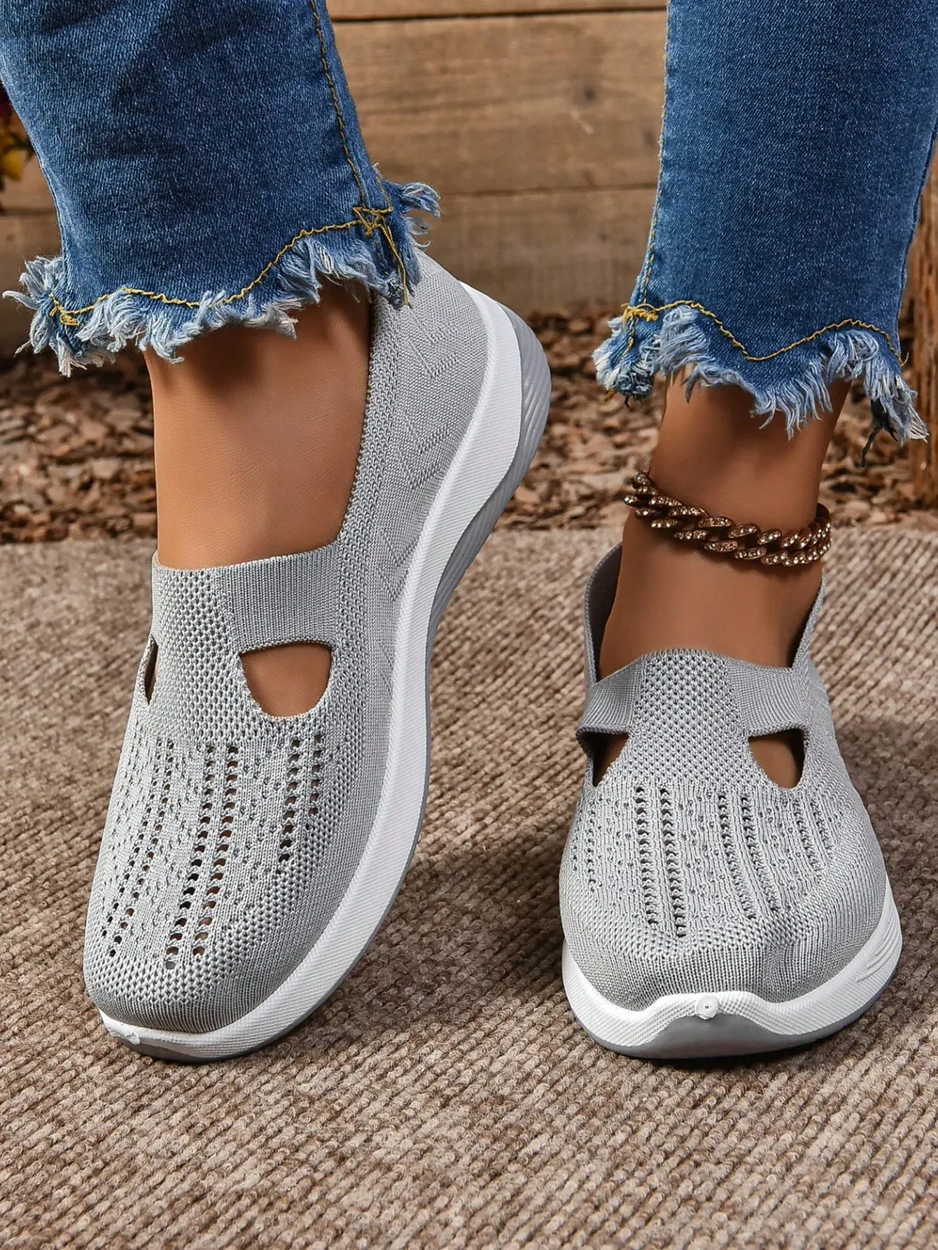 Women's Walking Sneakers - Image 9