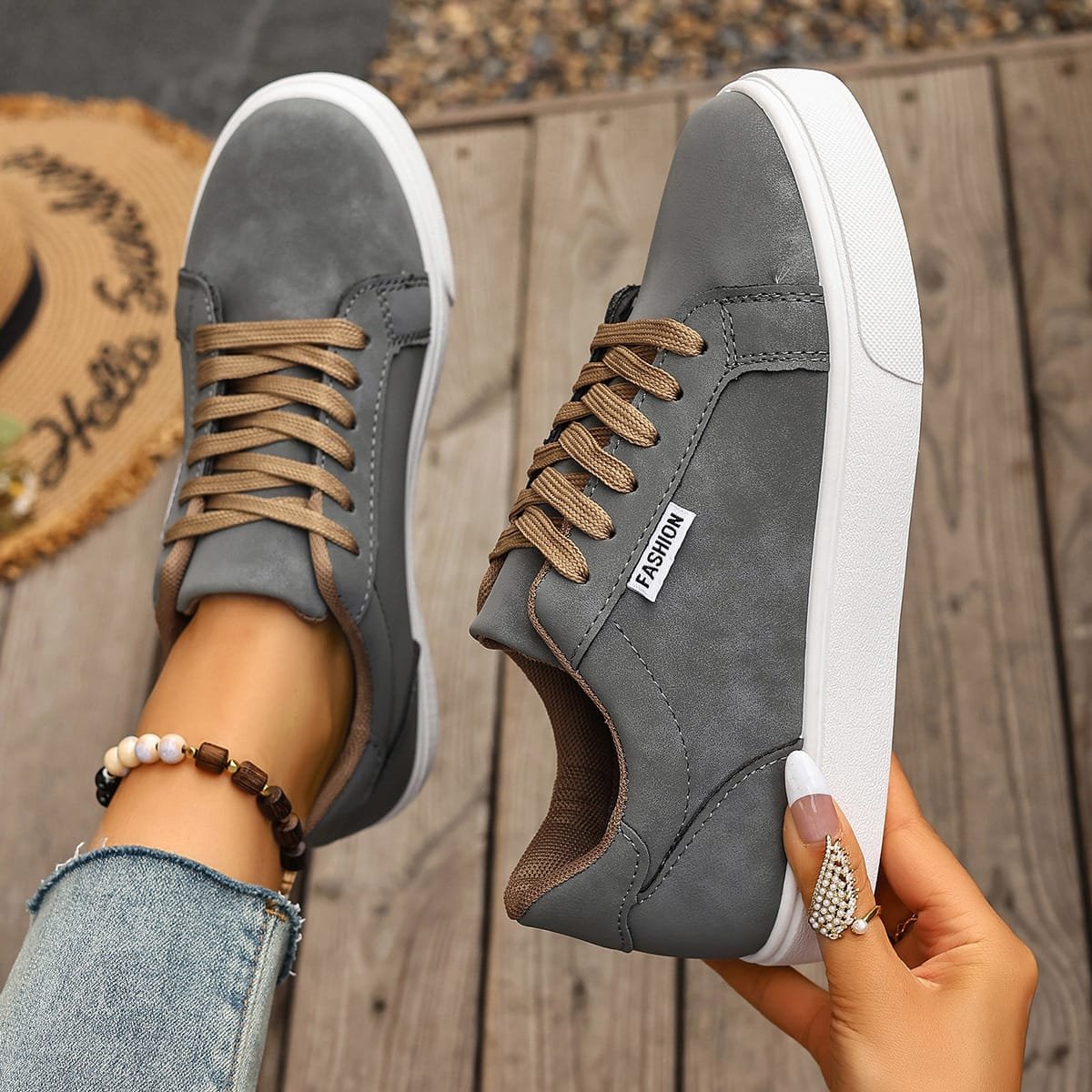Women's casual sneakers - Image 3