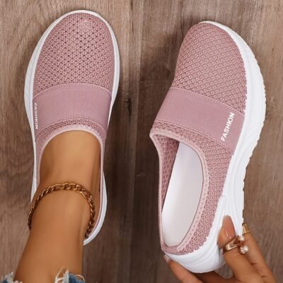 Women's Cushioned Walking Shoes