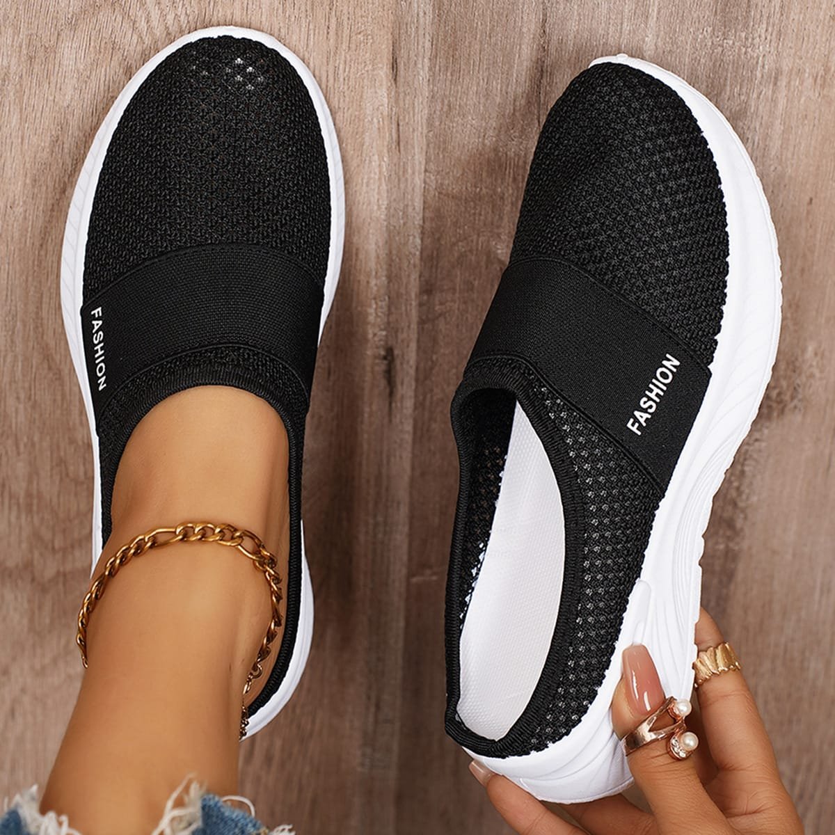 Women's Cushioned Walking Shoes - Image 4